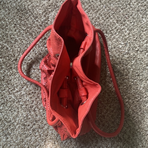 Orange Ruffle Sparkly Shoulder bag - Picture 5 of 5